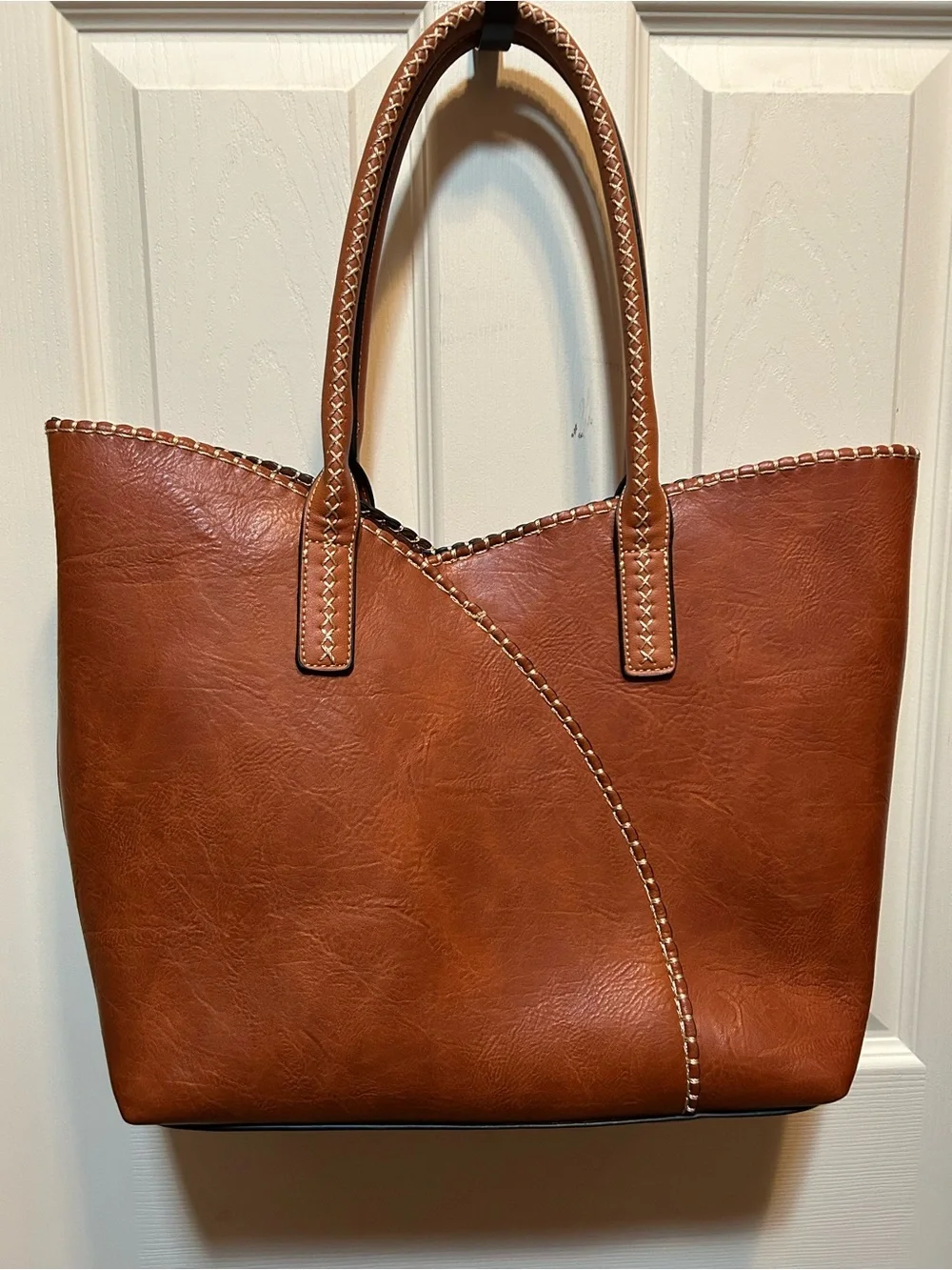 Natural Brown Vegan Leather Shoulder Bag w/large accessory bag 12”x 16” Pristine